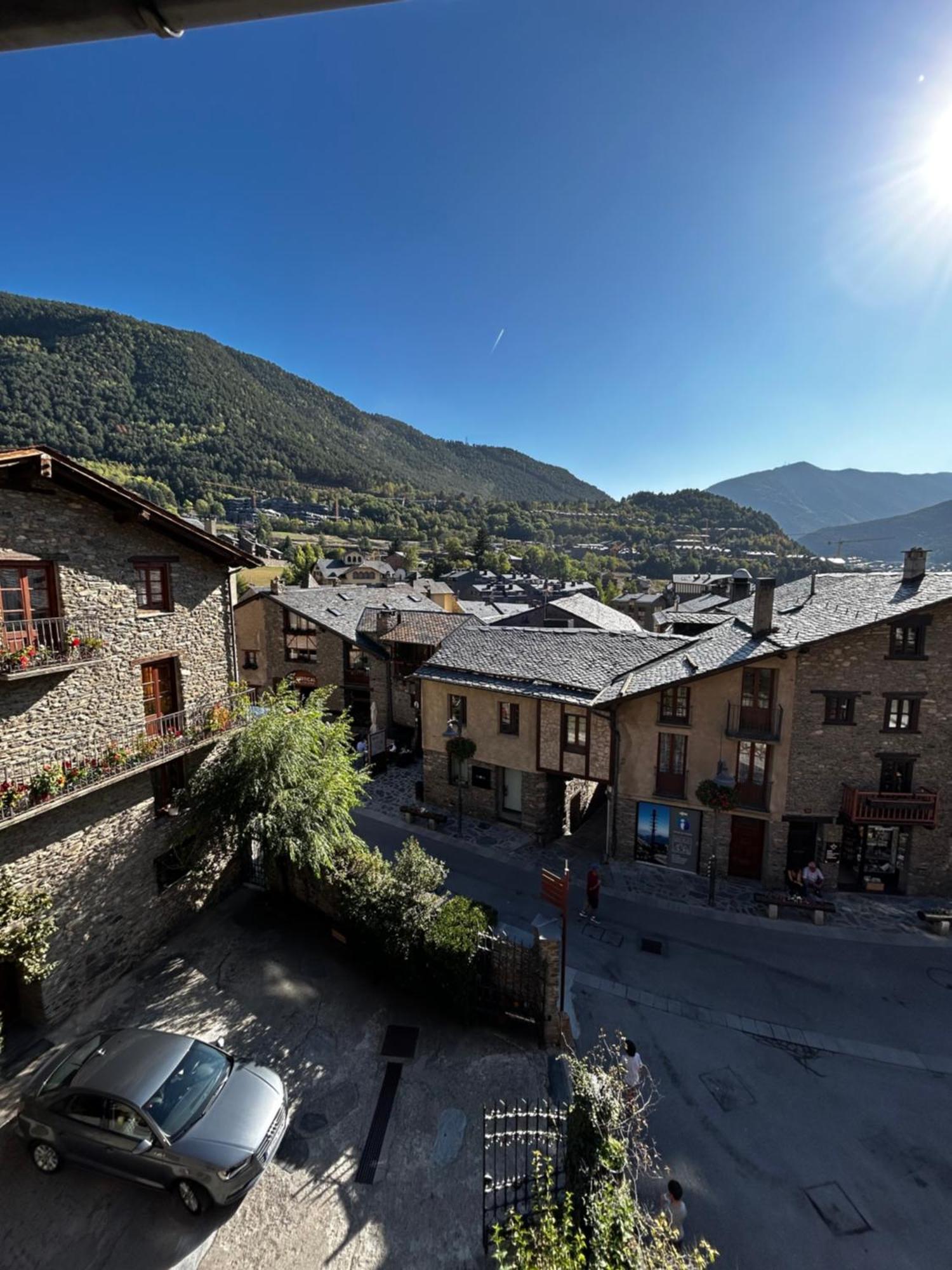 Hotel Santa Barbara De La Vall D'Ordino Ngoại thất bức ảnh