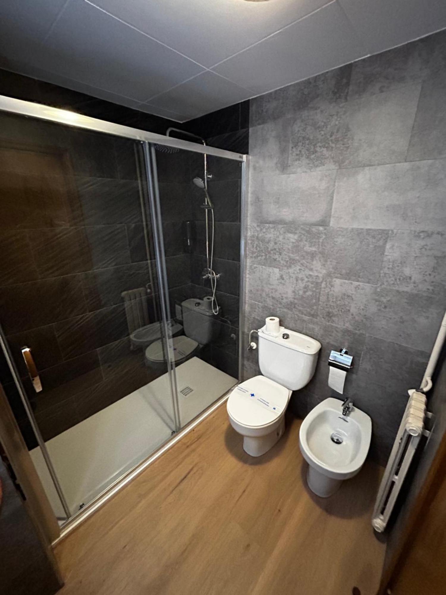 Hotel Santa Barbara De La Vall D'Ordino Ngoại thất bức ảnh