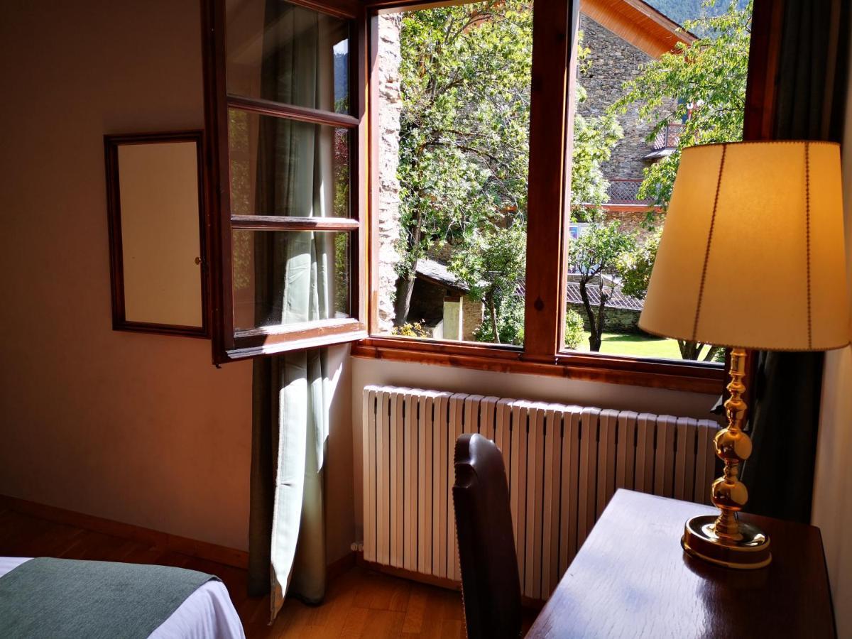 Hotel Santa Barbara De La Vall D'Ordino Ngoại thất bức ảnh