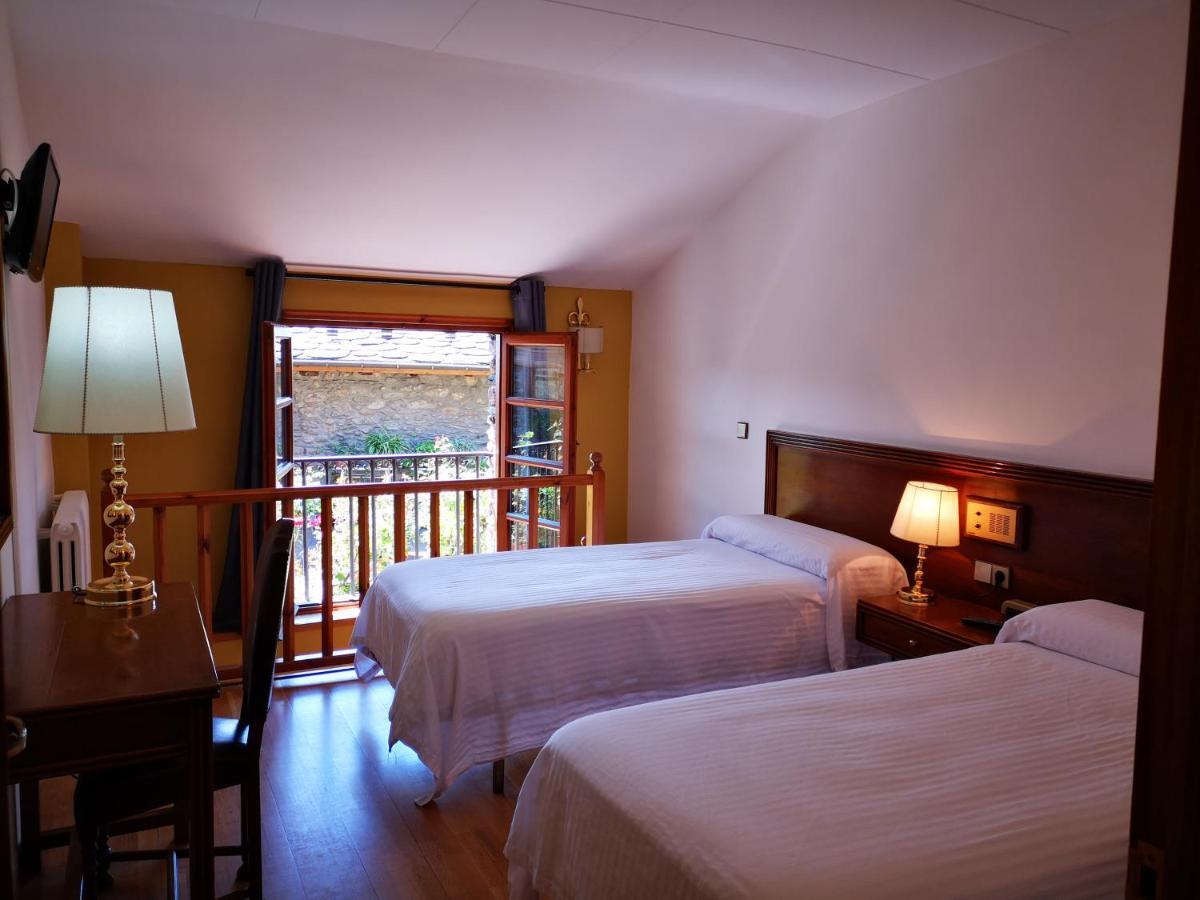Hotel Santa Barbara De La Vall D'Ordino Ngoại thất bức ảnh