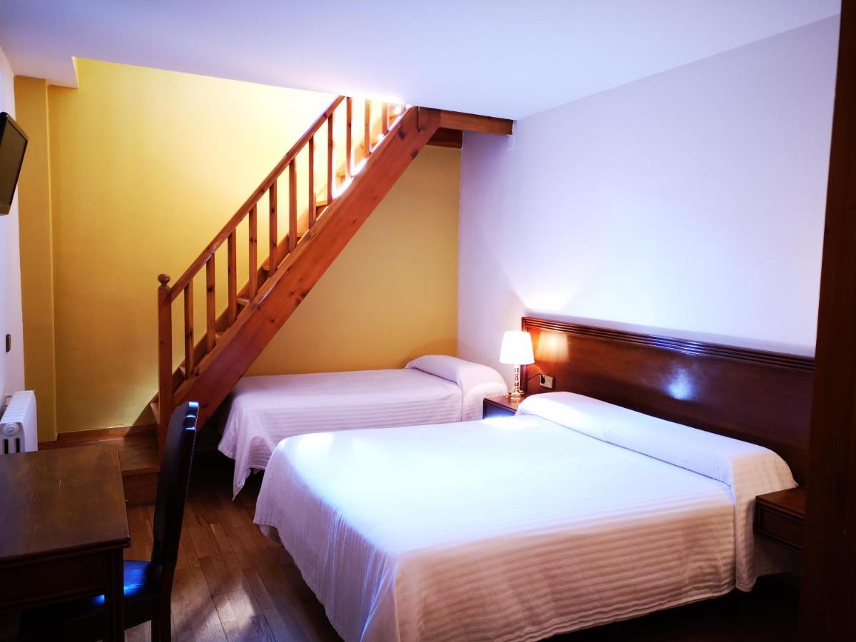 Hotel Santa Barbara De La Vall D'Ordino Ngoại thất bức ảnh