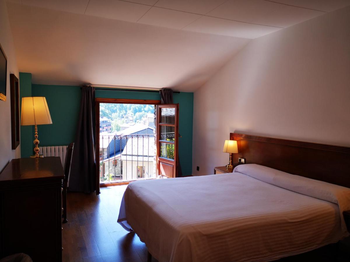 Hotel Santa Barbara De La Vall D'Ordino Ngoại thất bức ảnh