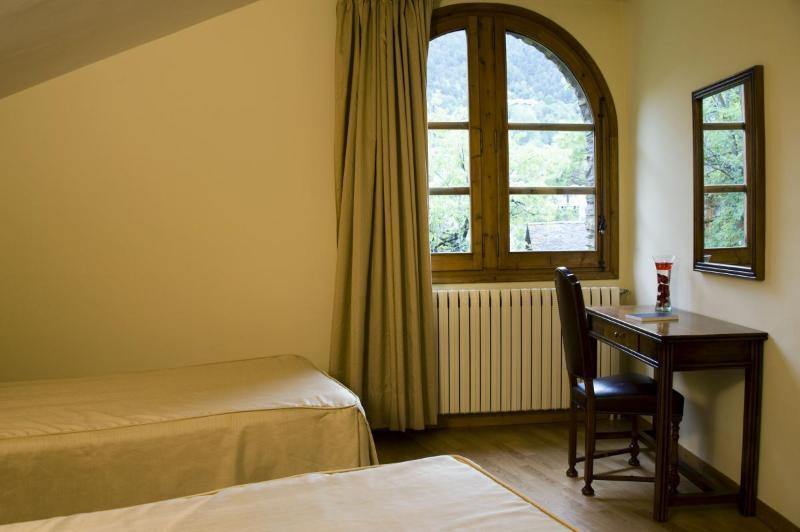 Hotel Santa Barbara De La Vall D'Ordino Ngoại thất bức ảnh